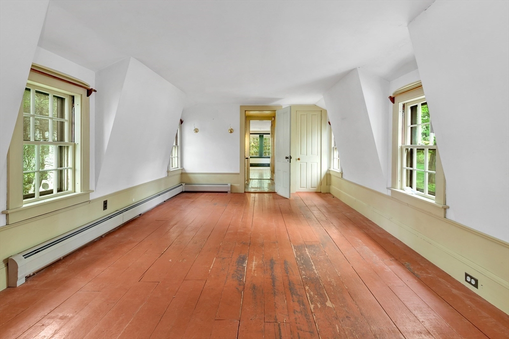 382 Main Street Amesbury, MA 01913 - Photo 35 of 42