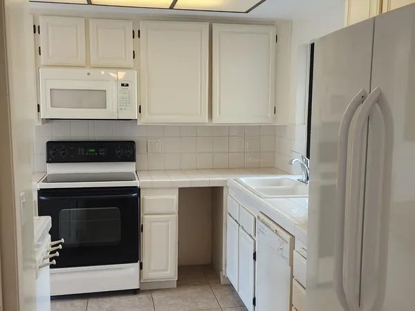 $5,900 | 626 Marlin Court, Redwood City, CA 94065