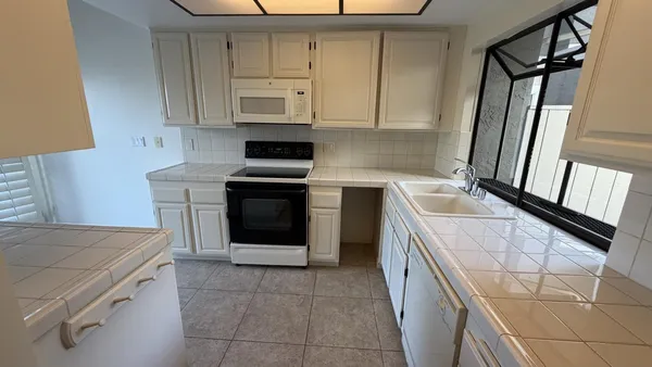 $5,900 | 626 Marlin Court, Redwood City, CA 94065