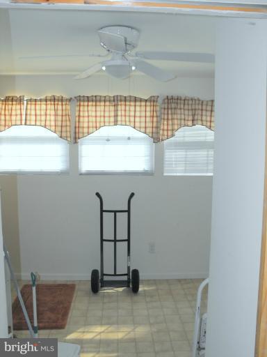 6605 Randolph Road Morningside, MD 20746 - Photo 20 of 30 Laundry room/bonus room