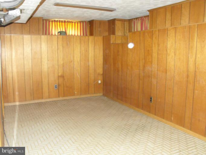 6605 Randolph Road Morningside, MD 20746 - Photo 23 of 30 Rec room basement