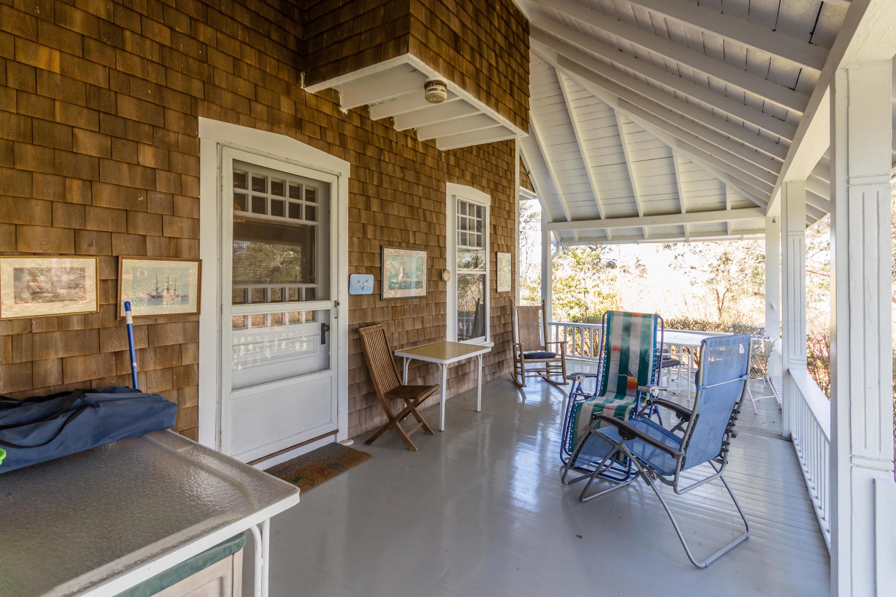 139 Hines Point Road Vineyard Haven, MA 02568 - Photo 28 of 30 Porch.