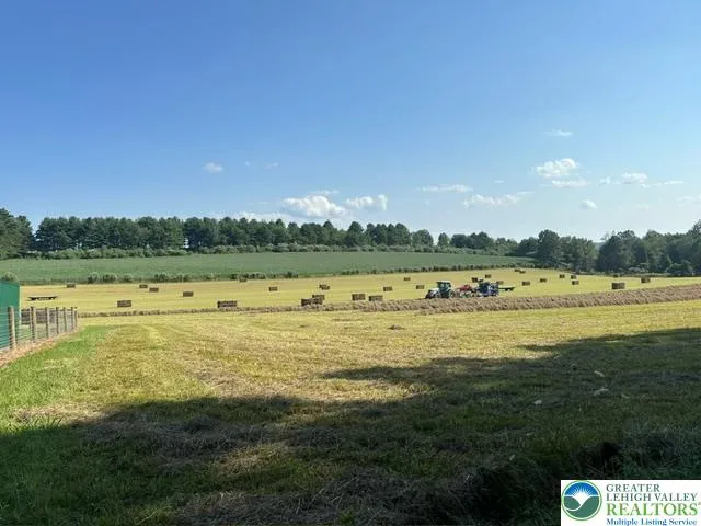 $1,349,999 | 376 H T Y Road, Kunkletown, PA 18058