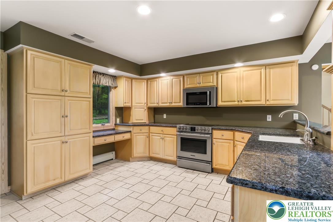 376 H T Y Road Kunkletown, PA 18058 - Photo 39 of 80