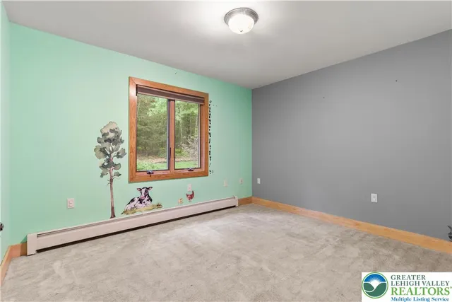 $1,349,999 | 376 H T Y Road, Kunkletown, PA 18058