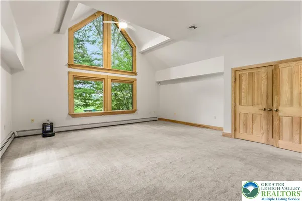 $1,299,999 | 376 H T Y Road, Kunkletown, PA 18058