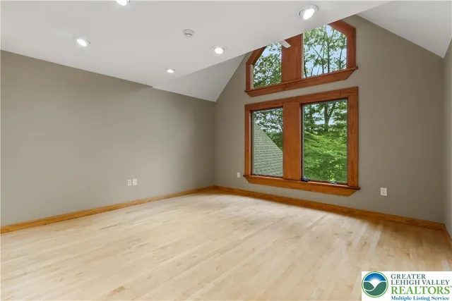 $1,349,999 | 376 H T Y Road, Kunkletown, PA 18058