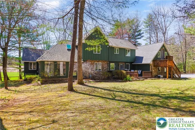 $1,349,999 | 376 H T Y Road, Kunkletown, PA 18058