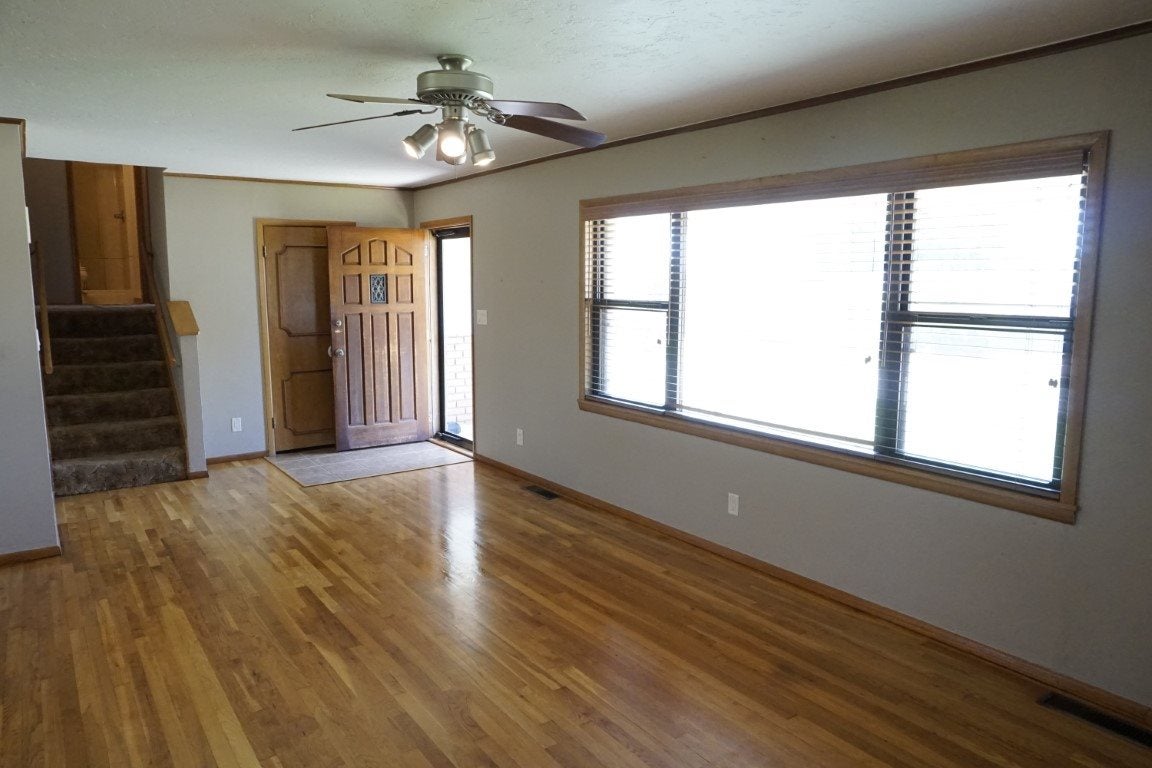 5 Hillcrest Street Perry, OK 73077 - Photo 3 of 27 Gallery Image 3