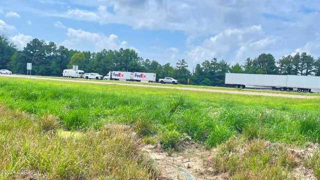 a view of a grassy field