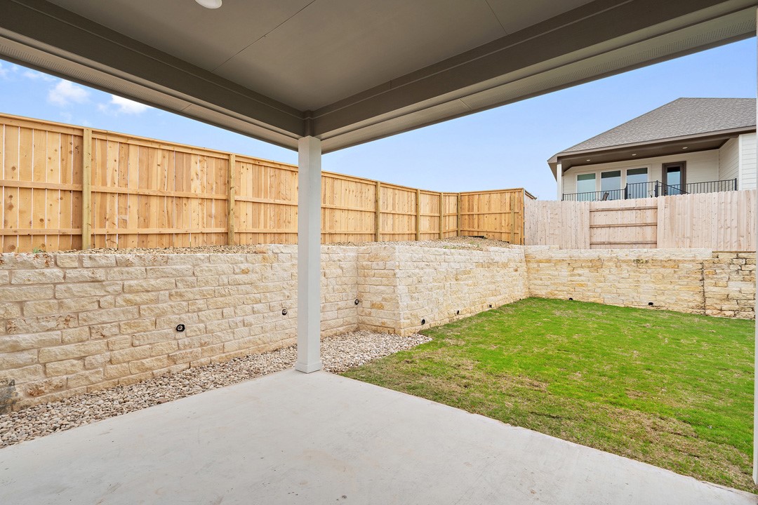 101 Old Wds Road Liberty Hill, TX 78642 - Photo 40 of 40 a view of a backyard