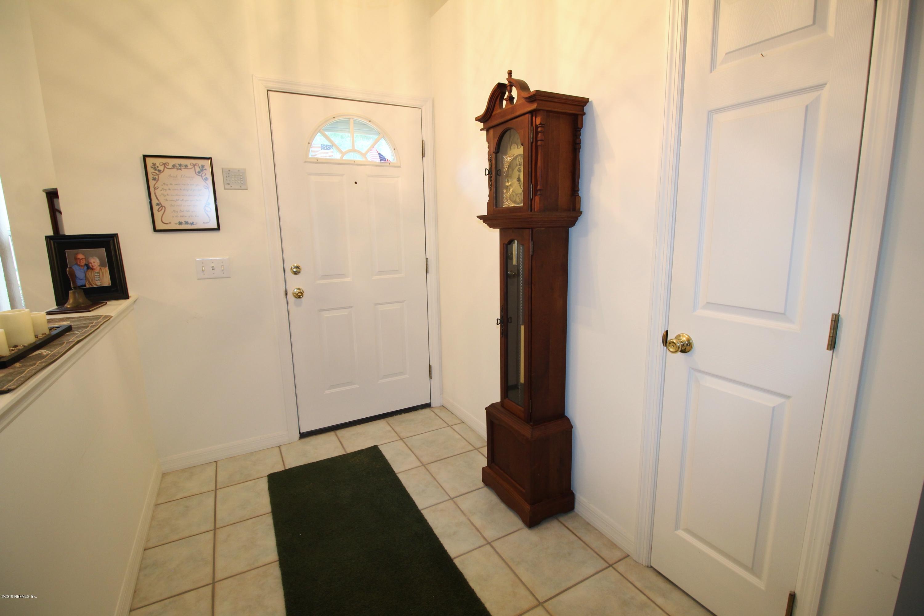 134 Linden Road St. Augustine, FL 32086 - Photo 4 of 36 Foyer