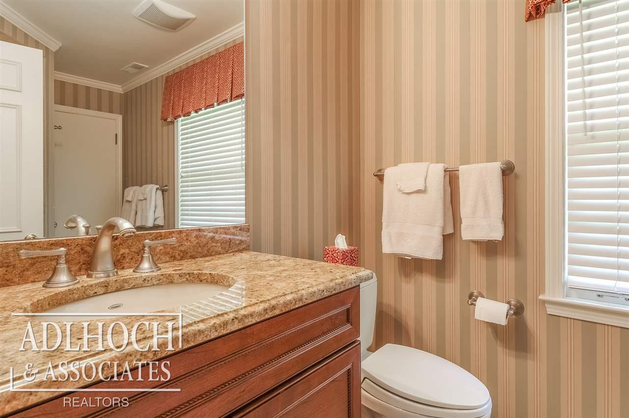 25 Edgemere Road Grosse Pointe Farms, MI 48236 - Photo 35 of 49