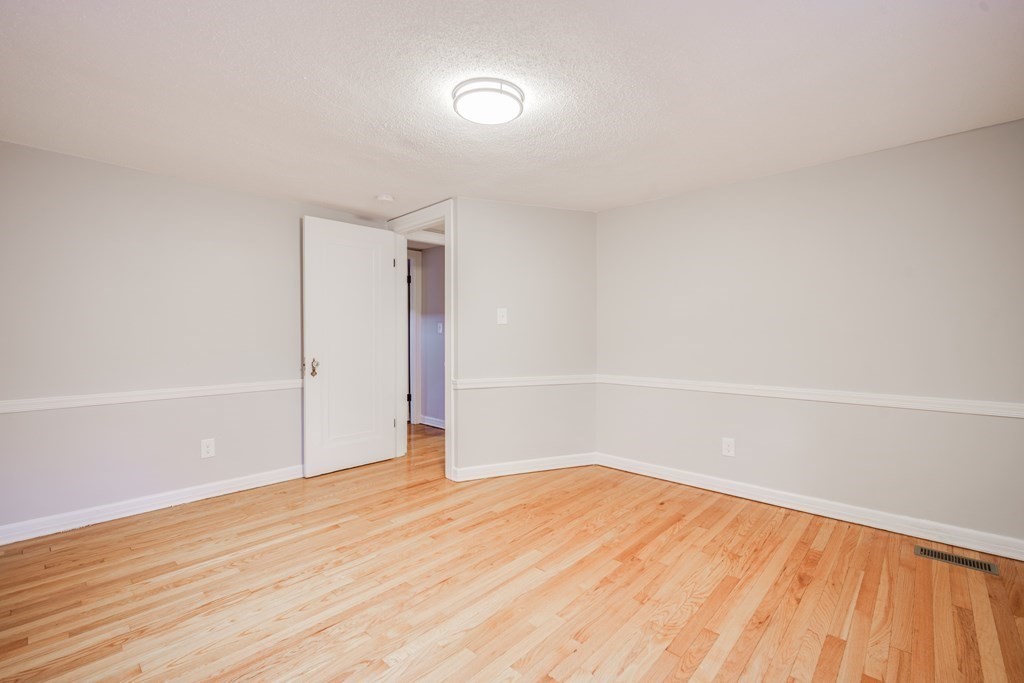 247 Trafton Road Springfield, MA 01108 - Photo 22 of 31 Gallery Image 22