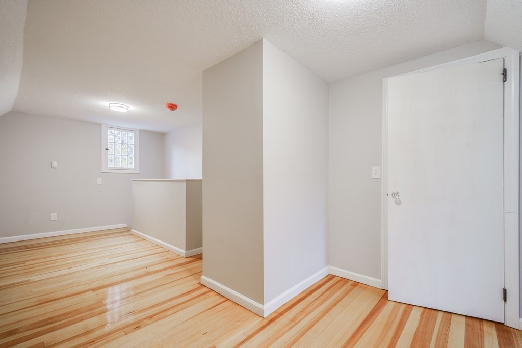 247 Trafton Road Springfield, MA 01108 - Photo 25 of 31 Gallery Image 25