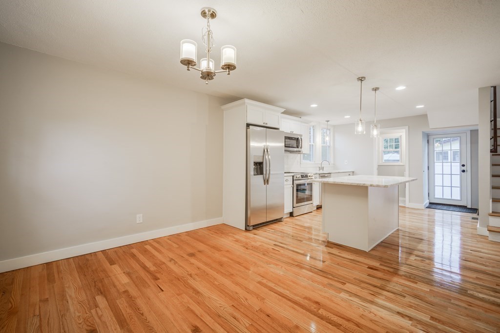 247 Trafton Road Springfield, MA 01108 - Photo 6 of 31 Gallery Image 6
