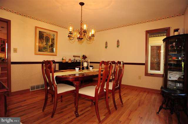 7257 Green Hill Road Harrisburg, PA 17111 - Photo 4 of 25