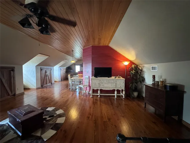 $1,100 | 6055 Trackside Road, Unit A, Chappell Hill, TX 77426