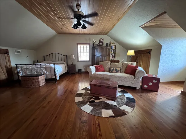 $1,100 | 6055 Trackside Road, Unit A, Chappell Hill, TX 77426