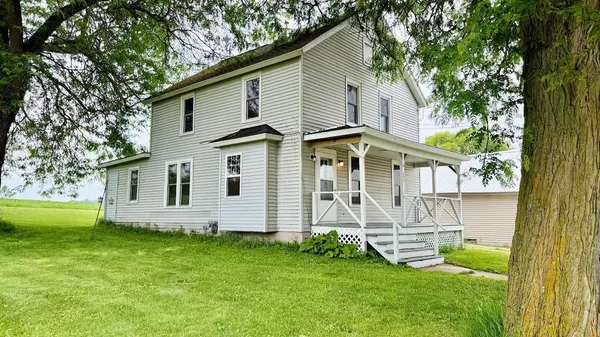$159,500 | 495 East John Street, Markesan, WI 53946