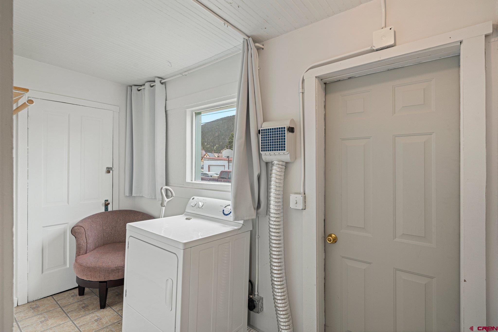 754 Greene Street, Unit A B C D Silverton, CO 81433 - Photo 22 of 31 a bathroom with a sink a toilet and shower