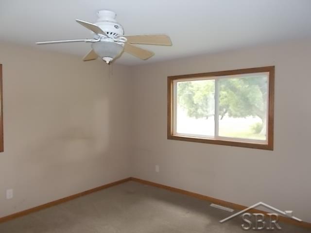 870 Day Road Saginaw, MI 48609 - Photo 12 of 27 31358098-11.JPG