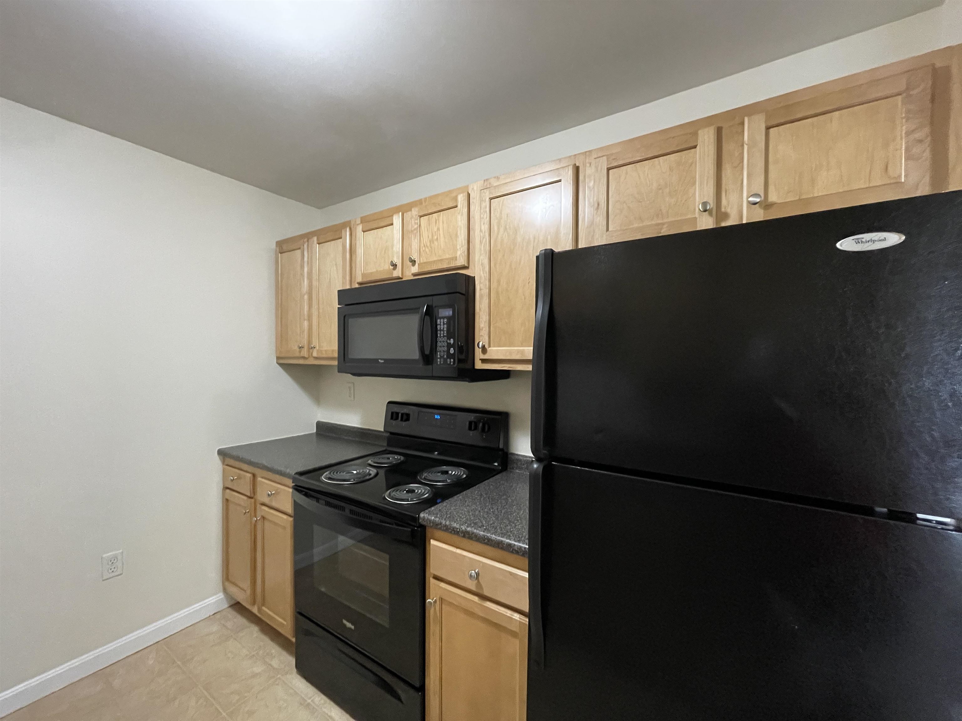 20 Sentinel Court, Unit 307 Manchester, NH 03103 - Photo 13 of 45