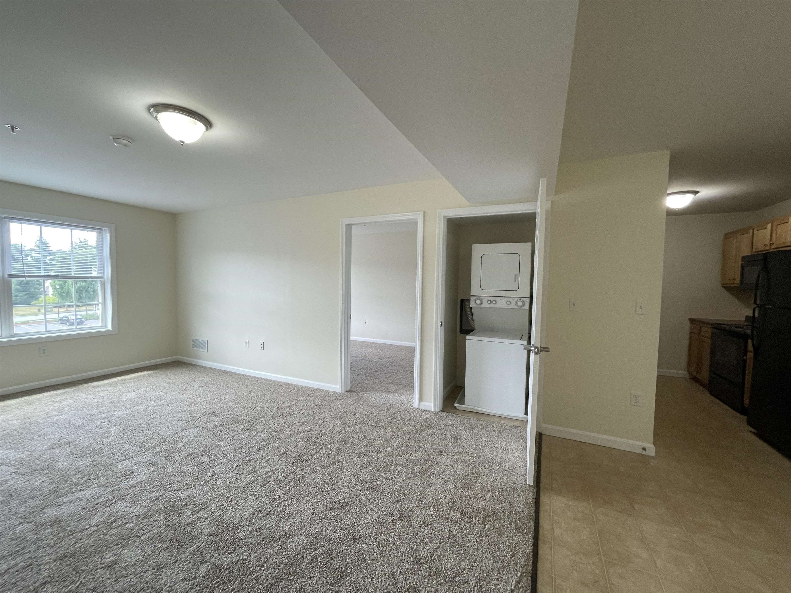 20 Sentinel Court, Unit 307 Manchester, NH 03103 - Photo 19 of 45