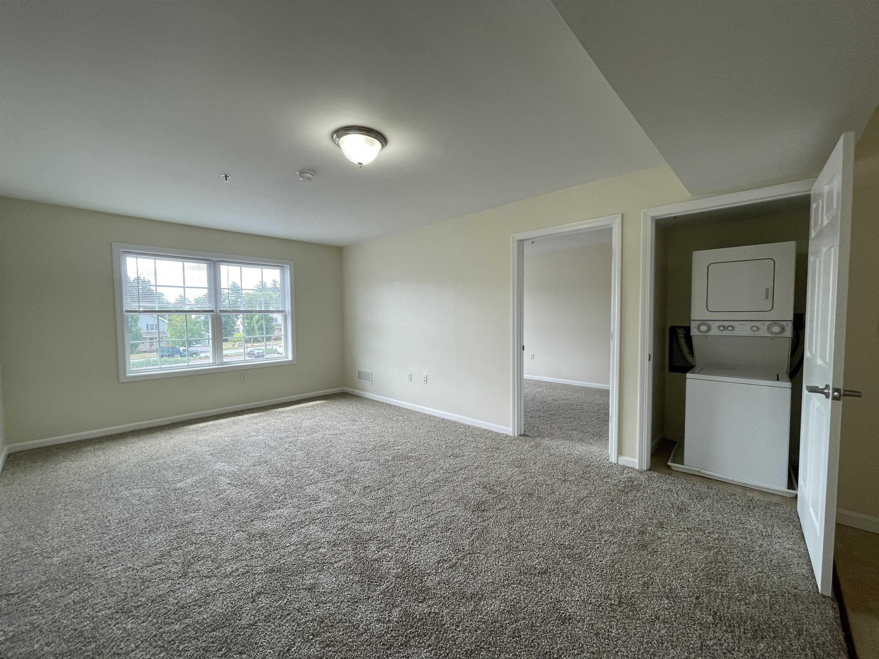 20 Sentinel Court, Unit 307 Manchester, NH 03103 - Photo 20 of 45