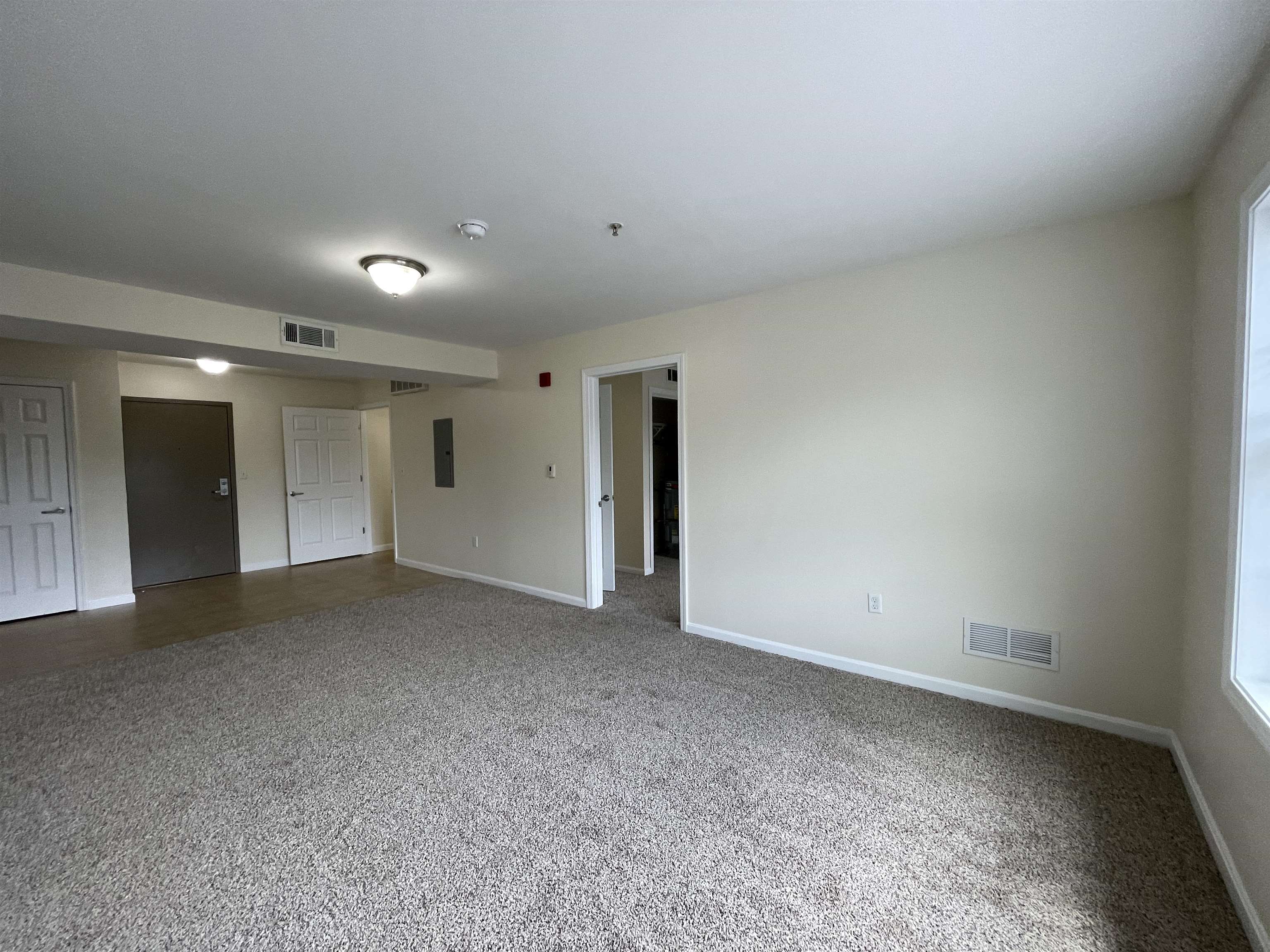 20 Sentinel Court, Unit 307 Manchester, NH 03103 - Photo 21 of 45