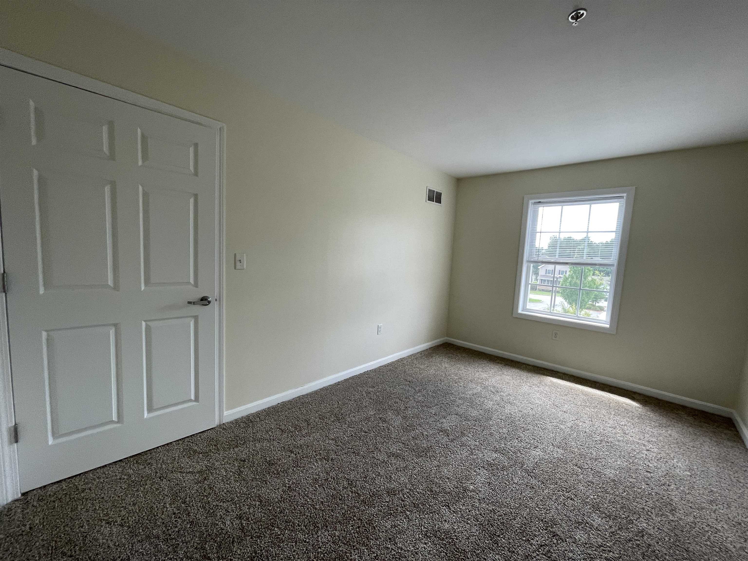 20 Sentinel Court, Unit 307 Manchester, NH 03103 - Photo 24 of 45