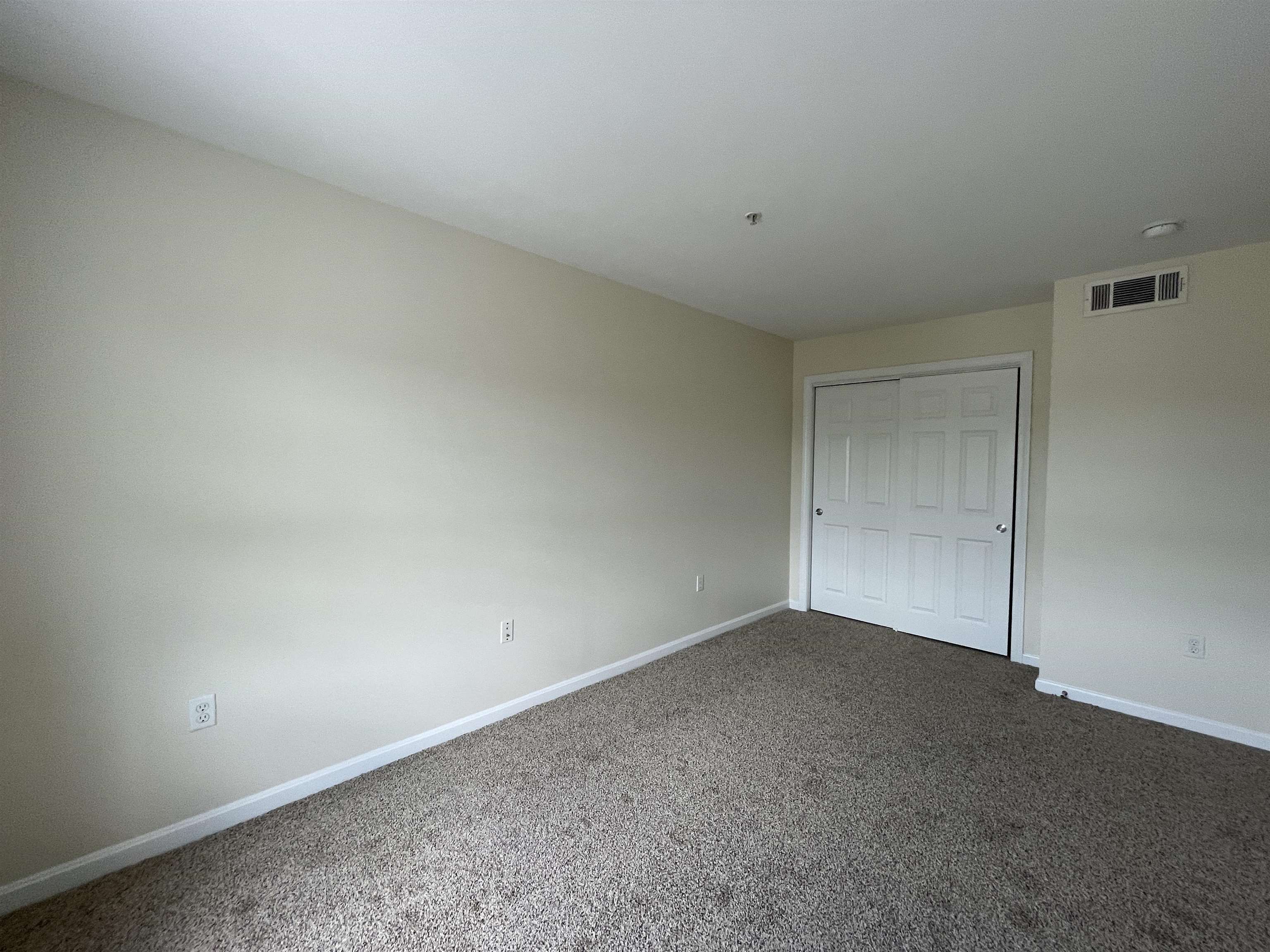 20 Sentinel Court, Unit 307 Manchester, NH 03103 - Photo 25 of 45