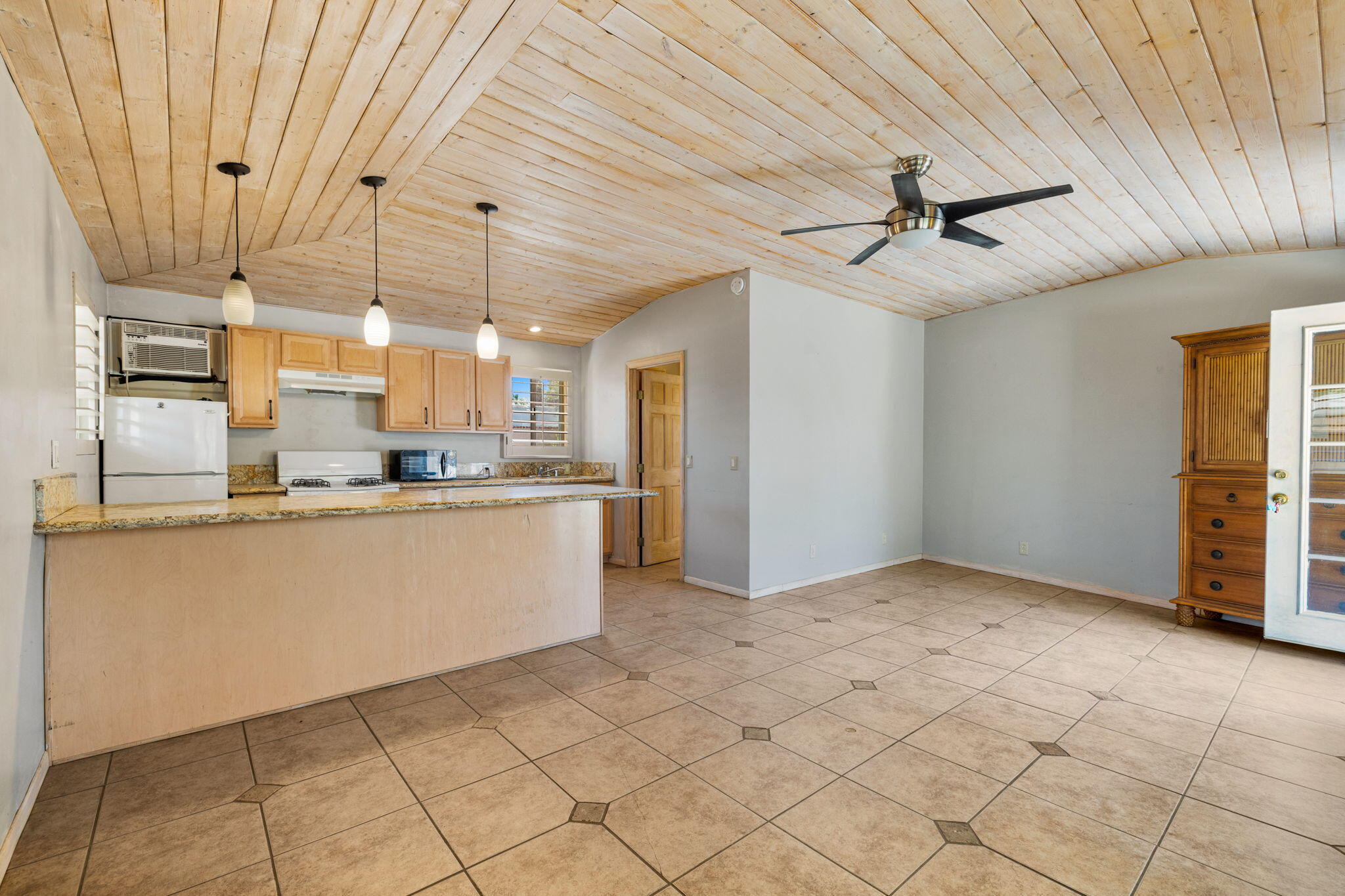 44510 San Carlos Avenue, Unit 4 Palm Desert, CA 92260 - Photo 7 of 12 a view of kitchen with windows