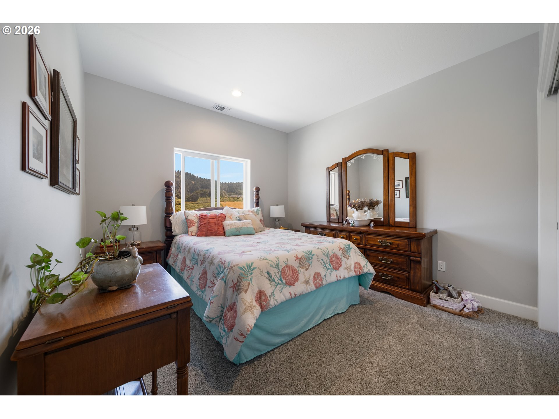 30516 Old Coast Road Gold Beach, OR 97444 - Photo 33 of 41 Bedroom