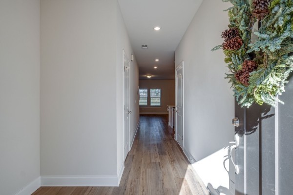 857 Longleaf Lane Columbia, TN 38401 - Photo 3 of 21