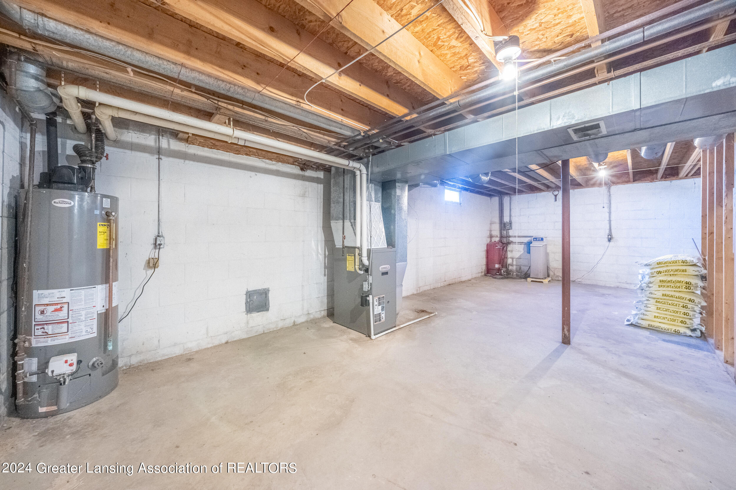 1261 Gidner Road Charlotte, MI 48813 - Photo 39 of 45 Basement