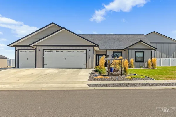 $905,000 | 3745 Skyview Drive, Lewiston, ID 83501