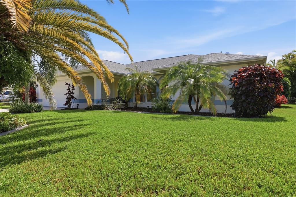 5981 Marigold Road Venice, FL 34293 - Photo 1 of 57 Gallery Image 1