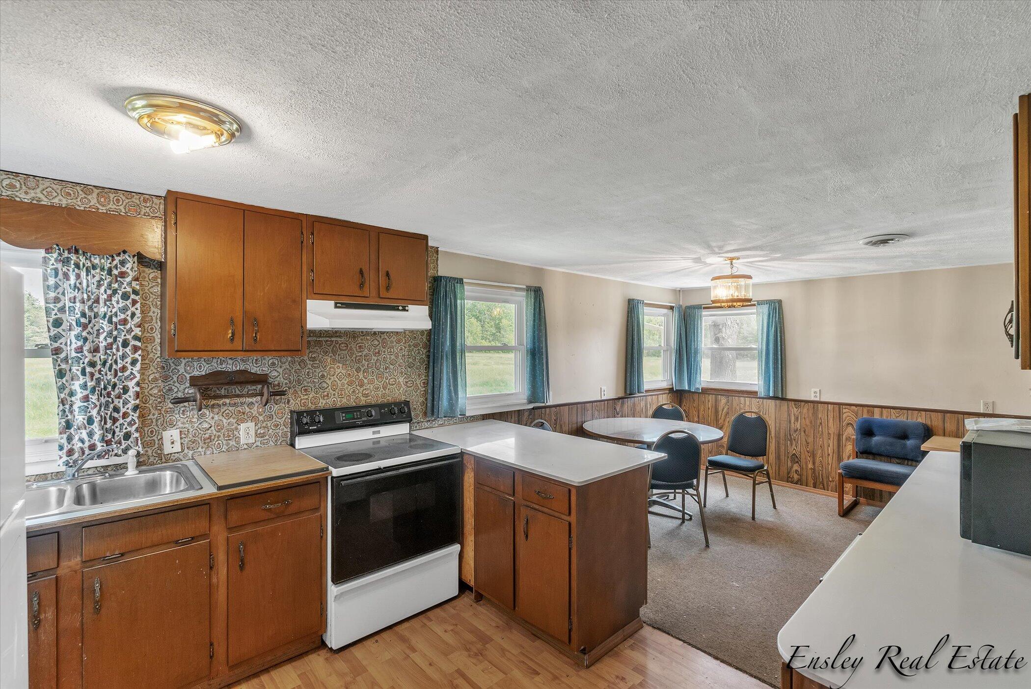 6589 Grant Road Mecosta, MI 49332 - Photo 14 of 39 14-6589-Grant-Rd-WindowStill-Real-Estate