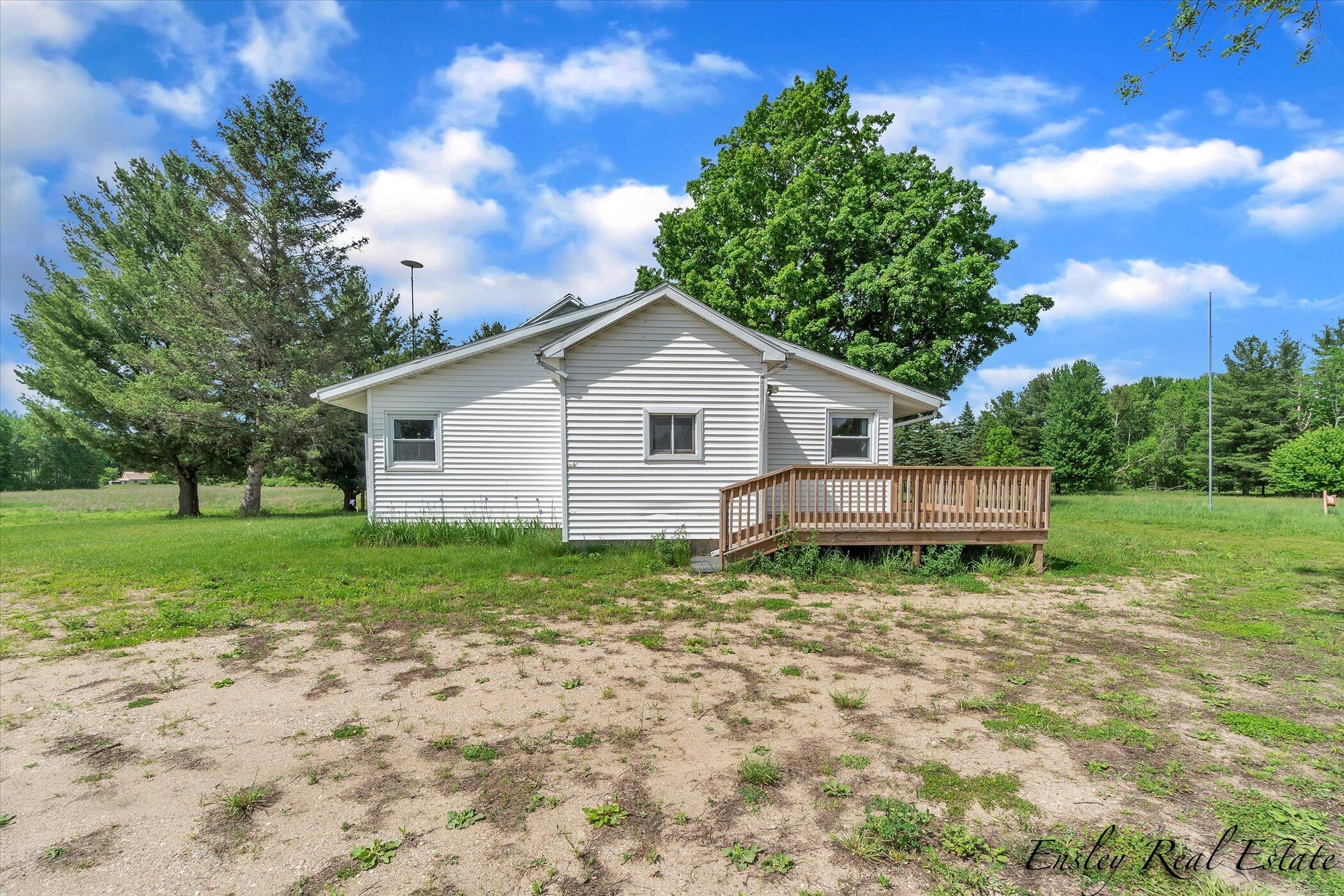 6589 Grant Road Mecosta, MI 49332 - Photo 31 of 39 33-6589-Grant-Rd-WindowStill-Real-Estate