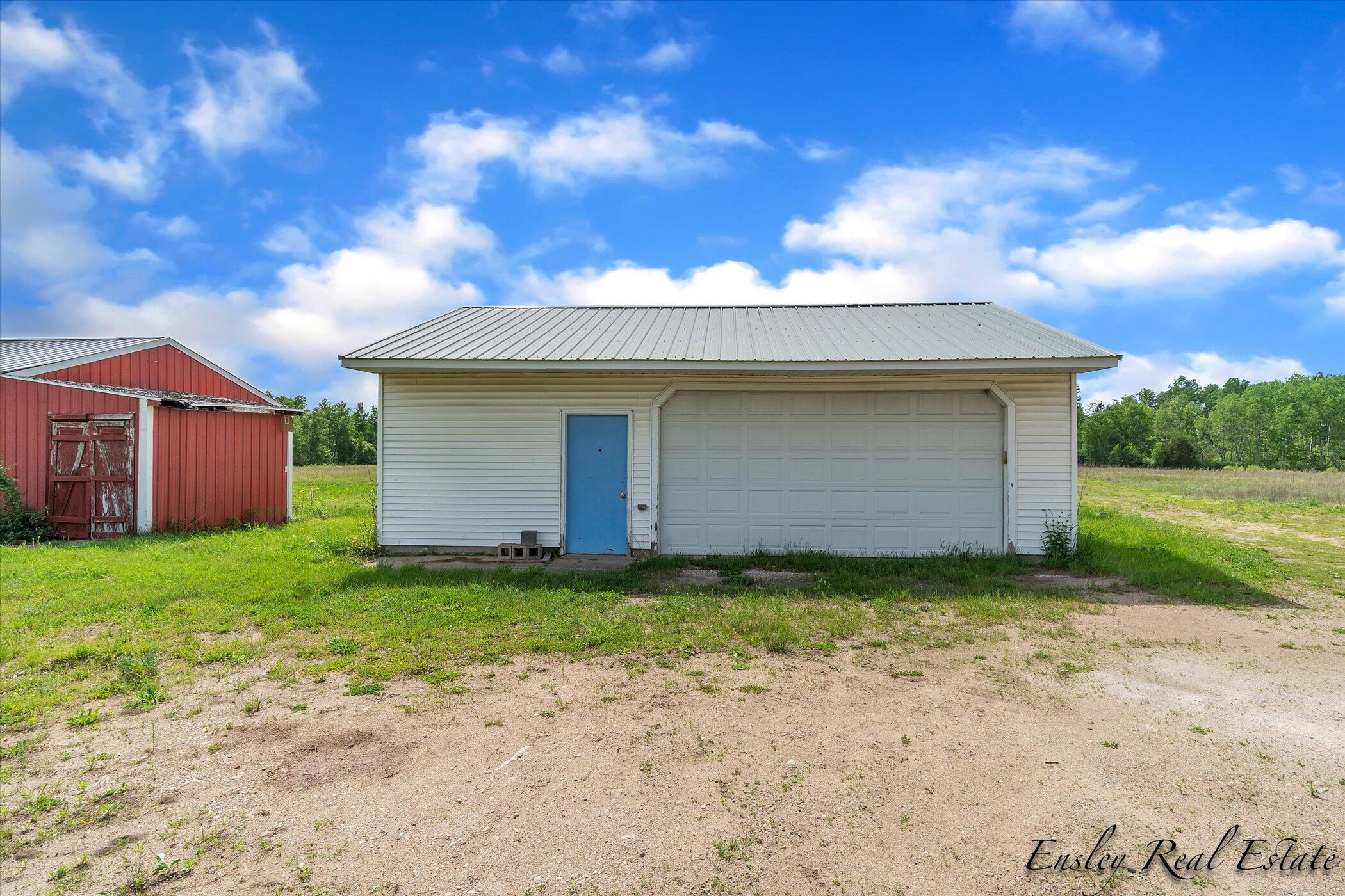 6589 Grant Road Mecosta, MI 49332 - Photo 37 of 39 39-6589-Grant-Rd-WindowStill-Real-Estate