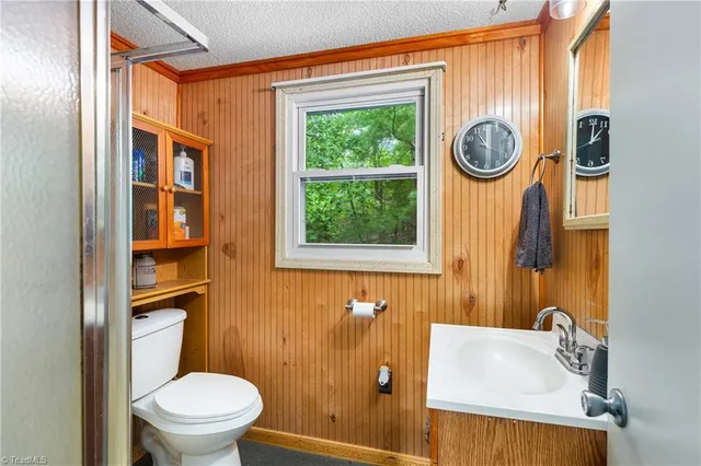 $185,000 | 1040 Artists Way Road, Danbury, NC 27016