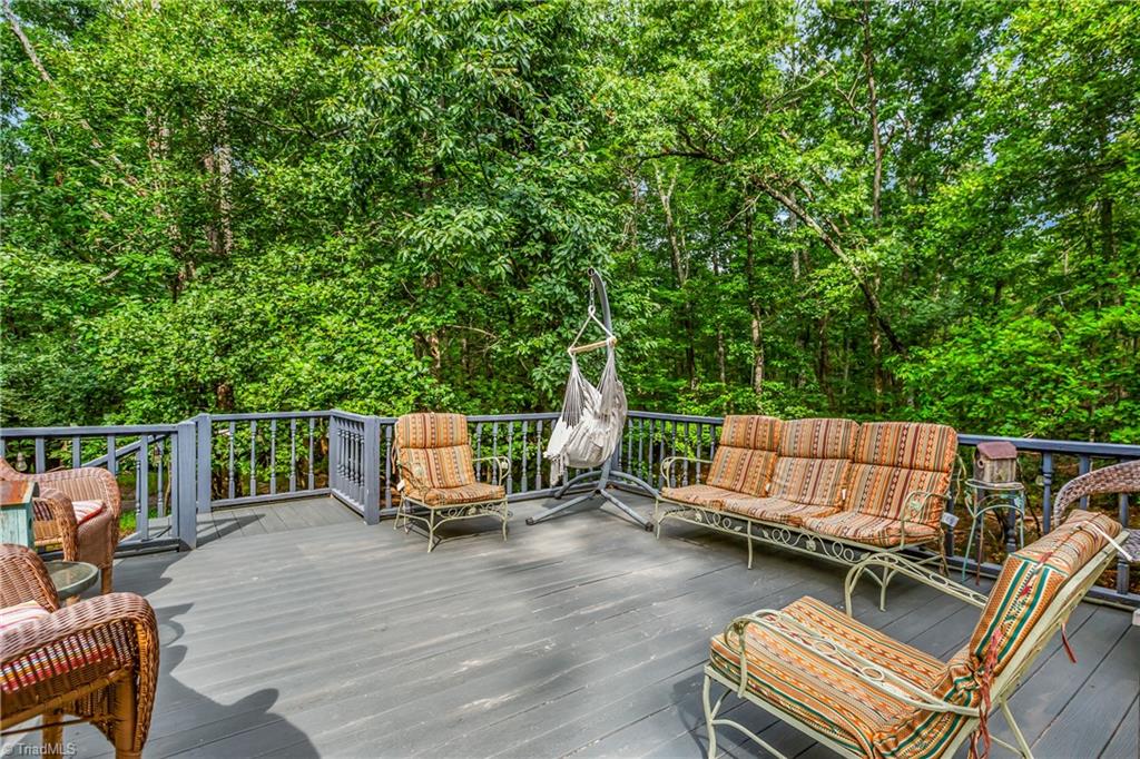 1040 Artists Way Road Danbury, NC 27016 - Photo 4 of 35