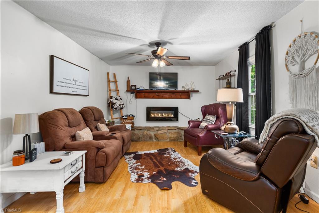 1040 Artists Way Road Danbury, NC 27016 - Photo 9 of 35