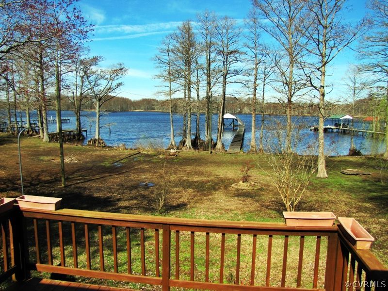 900 West Riverside Drive Lanexa, VA 23089 - Photo 12 of 23 Gallery Image 12