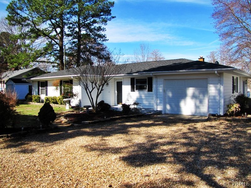 900 West Riverside Drive Lanexa, VA 23089 - Photo 6 of 23 Gallery Image 6