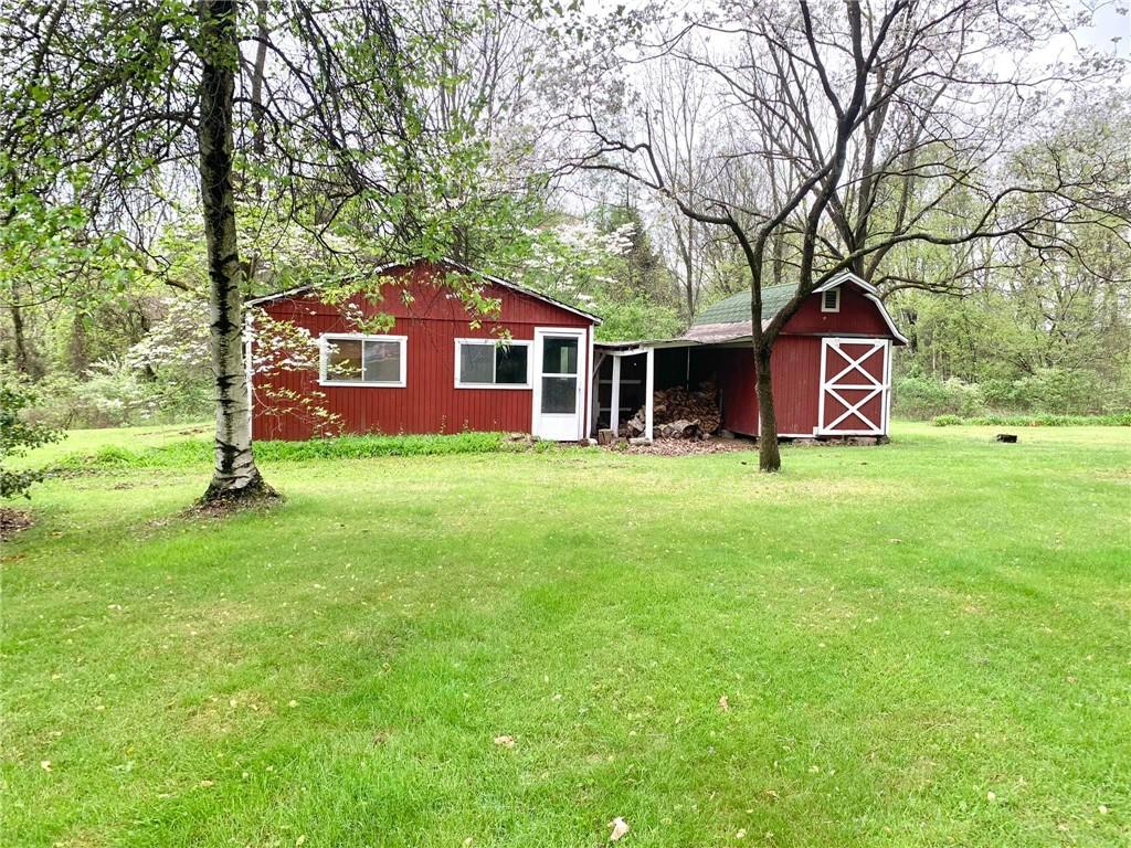 723 New Castle Road Butler, PA 16001 - Photo 5 of 25