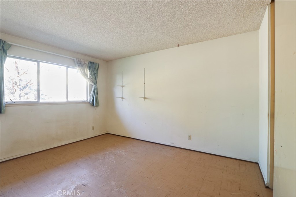 2541 Summershade Drive La Habra, CA 90631 - Photo 23 of 25 an empty room with a window