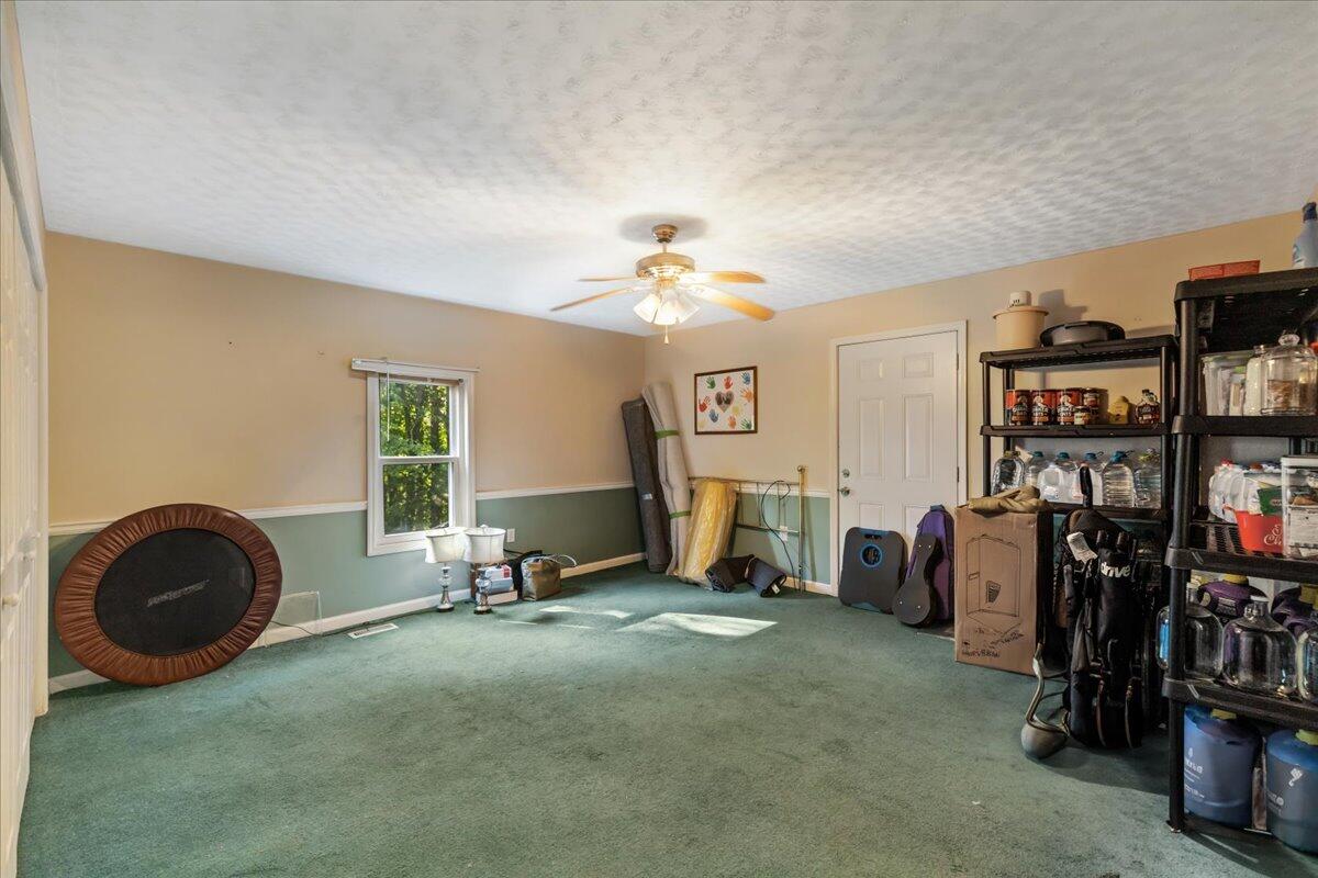 389 Friendship Lane Delano, TN 37325 - Photo 11 of 29 11-146A0971