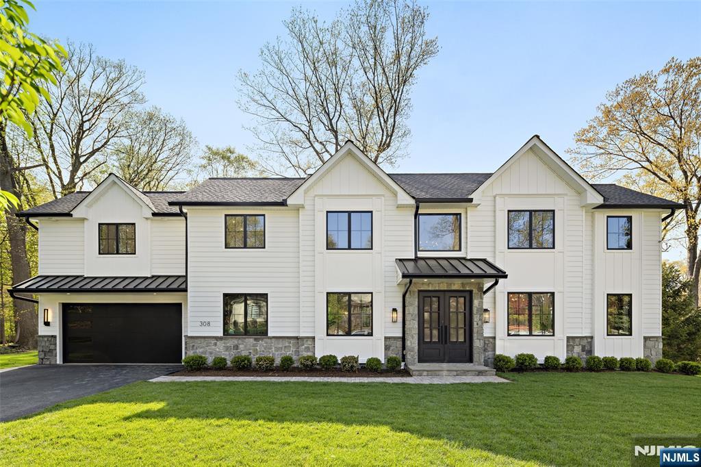 308 Myrtle Street Haworth, NJ 07641 - Photo 2 of 34